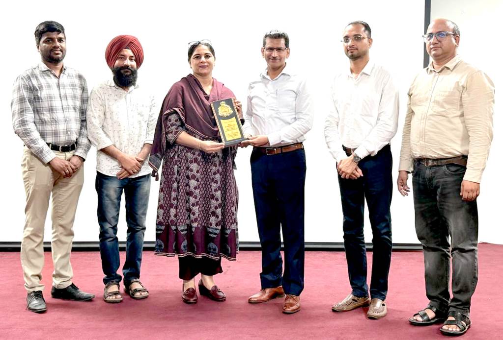 ਵੈਟਨਰੀ ਯੂਨੀਵਰਸਿਟੀ ਨੇ ਸਫਲਤਾ ਖੁਸ਼ੀ ਅਤੇ ਮਾਨਸਿਕ ਤੰਦਰੁਸਤੀ ਲਈ ਕੀਤਾ ਸੈਸ਼ਨ ਦਾ ਆਯੋਜਨ